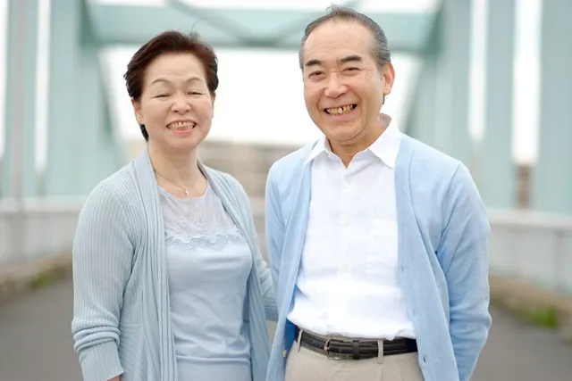 シニア夫婦の写真