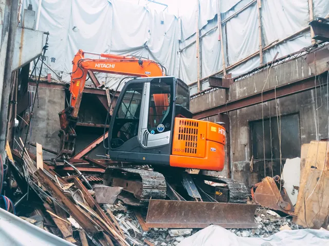 解体工事の様子